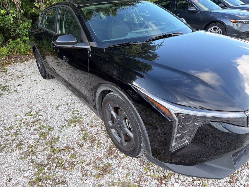 Used 2025 Kia K4 FWD image 9