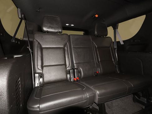 Used 2021 GMC Yukon XL Denali w/ Denali Premium Package AWD/4WD image 26