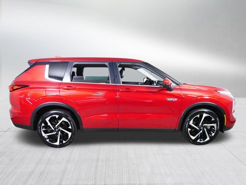 Used 2023 Mitsubishi Outlander SE AWD/4WD image 8