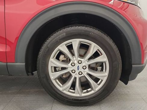 Used 2023 Ford Explorer XLT w/ Equipment Group 202A AWD/4WD image 25