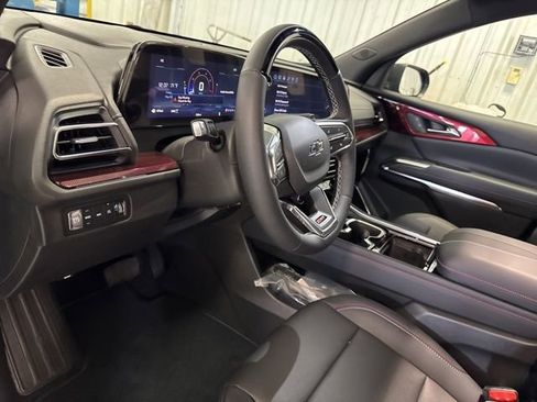 New 2026 Chevrolet Traverse Z71 w/ Enhanced Driving Package AWD/4WD image 46