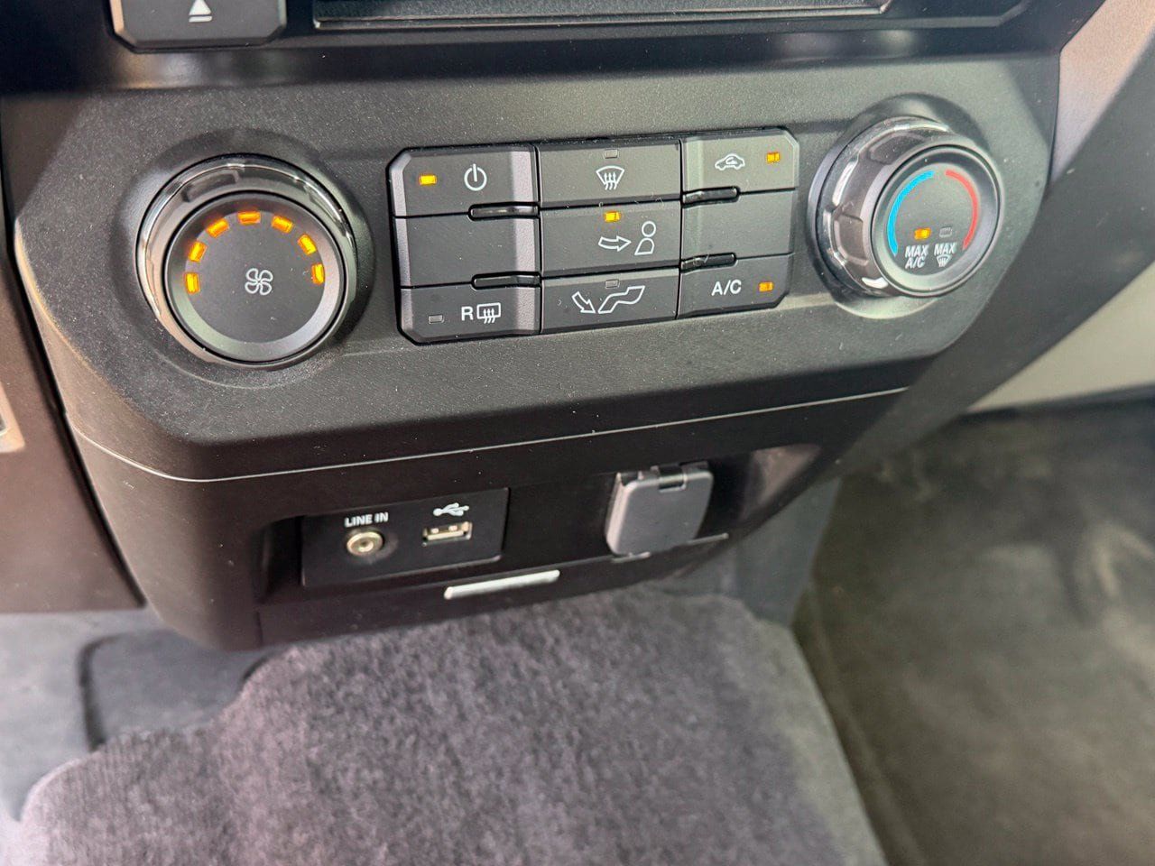 Used 2015 Ford F150 XLT w/ Equipment Group 301A Mid RWD image 19
