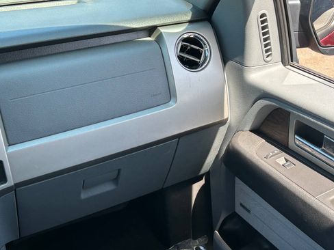 Used 2014 Ford F150 Lariat w/ Equipment Group 502A Luxury RWD image 17