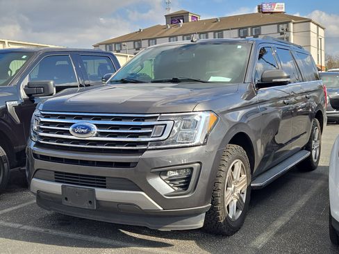 Used 2021 Ford Expedition Max XLT image 1