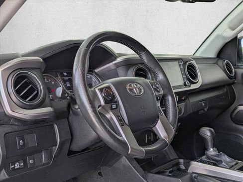 Used 2023 Toyota Tacoma SR5 AWD/4WD image 11