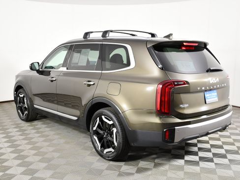 Used 2025 Kia Telluride S AWD/4WD image 8