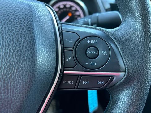 Used 2023 Toyota Camry LE image 18