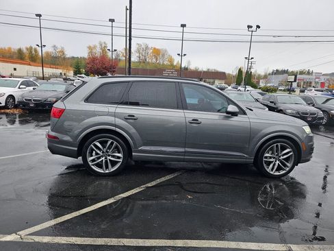 Used 2018 Audi Q7 3.0T Prestige w/ Prestige Package image 4