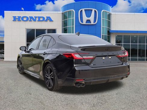 Used 2025 Toyota Camry XSE w/ Premium Plus Package FWD image 4