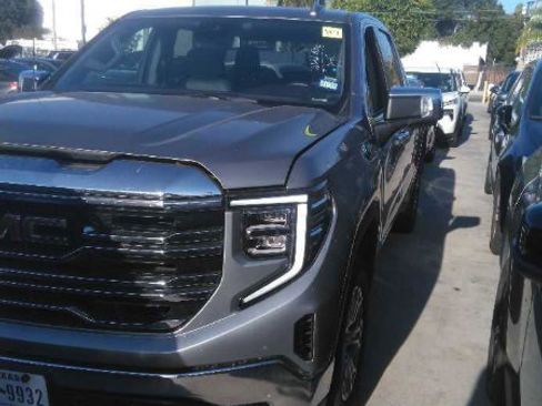 Used 2025 GMC Sierra 1500 SLT RWD image 1