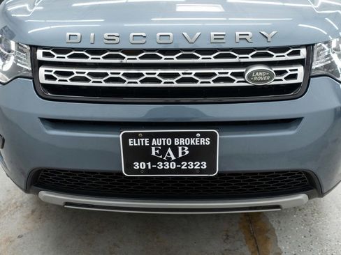 Used 2018 Land Rover Discovery Sport HSE AWD/4WD image 38