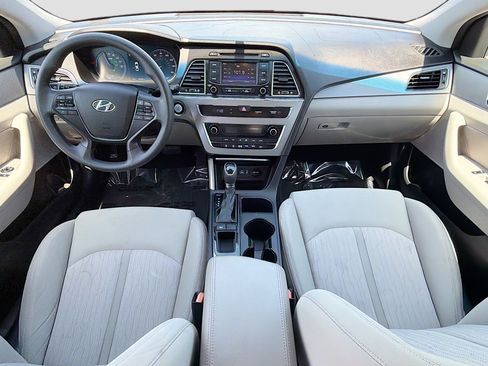 Used 2016 Hyundai Sonata SE image 15