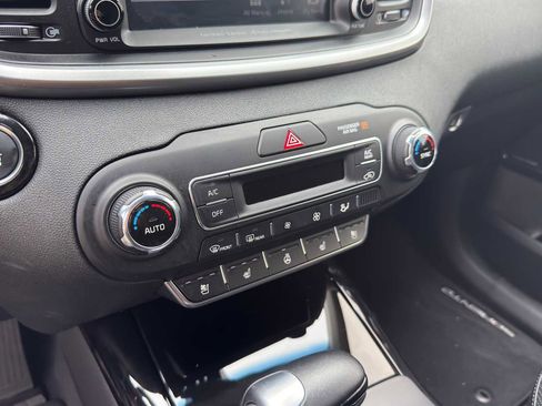 Used 2019 Kia Sorento SX w/ SX Touring Package FWD image 14