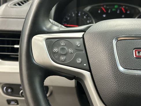 Used 2024 GMC Terrain SLT FWD image 17