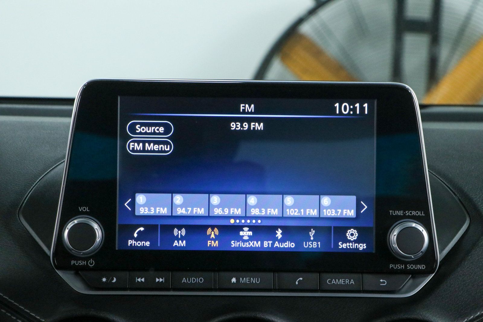 Used 2024 Nissan Sentra SV FWD image 19