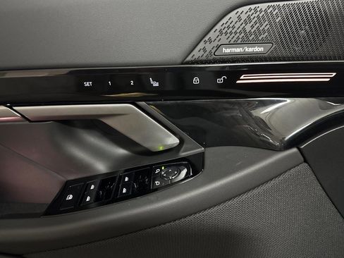 Used 2026 BMW 530i w/ Premium Package image 13