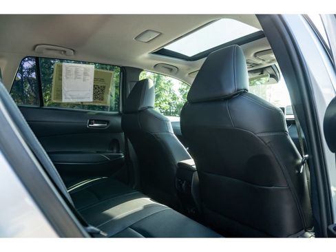 Used 2024 Toyota Corolla Cross XLE w/ Convenience Package FWD image 16