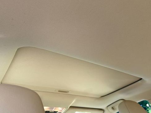 Used 2016 Toyota Highlander XLE FWD image 17