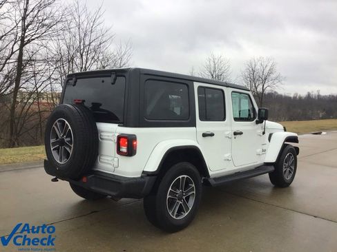 Used 2023 Jeep Wrangler Sahara w/ Cold Weather Group image 3