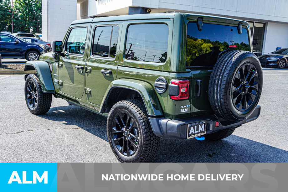 Used 2024 Jeep Wrangler Unlimited Sahara AWD/4WD image 4