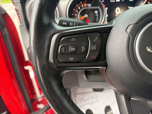 Used 2021 Jeep Gladiator Willys image 25