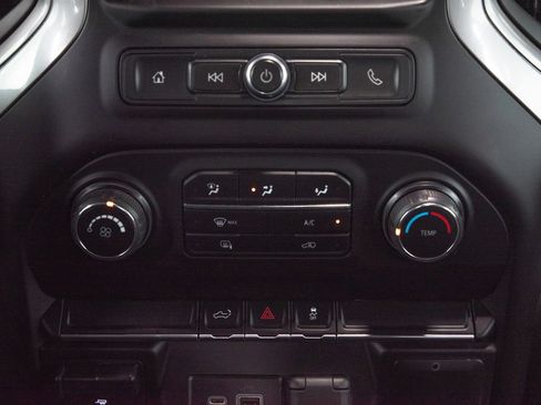 Used 2022 Chevrolet Silverado 2500 W/T w/ WT Fleet Convenience Package AWD/4WD image 33