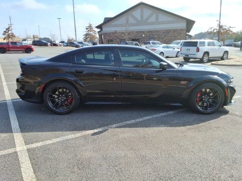 Used 2022 Dodge Charger Scat Pack image 4