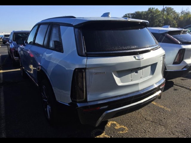 Used 2026 Cadillac Vistiq Sport w/ LPO, Floor Liner Package AWD/4WD image 3