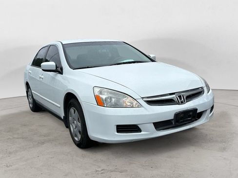 Used 2006 Honda Accord LX image 1