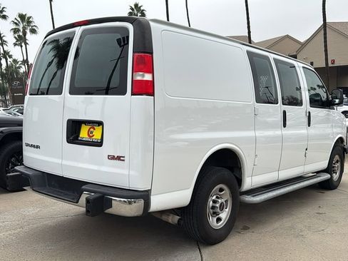 Used 2023 GMC Savana 2500 w/ Driver Convenience Package image 3