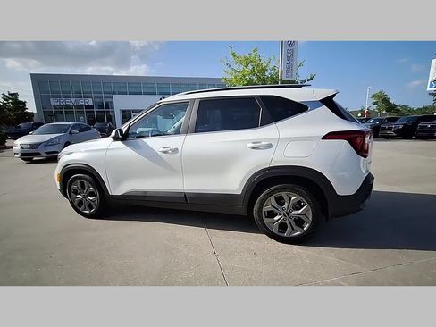 Used 2024 Kia Seltos S FWD image 45