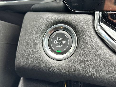 New 2025 GMC Canyon Elevation w/ Convenience Package image 19