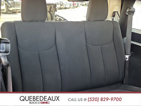 Used 2017 Jeep Wrangler Sport AWD/4WD image 30