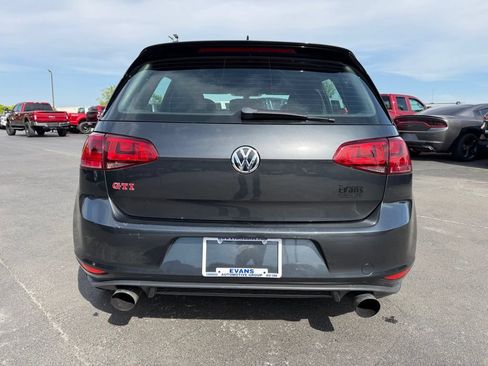 Used 2017 Volkswagen GTI SE FWD image 4