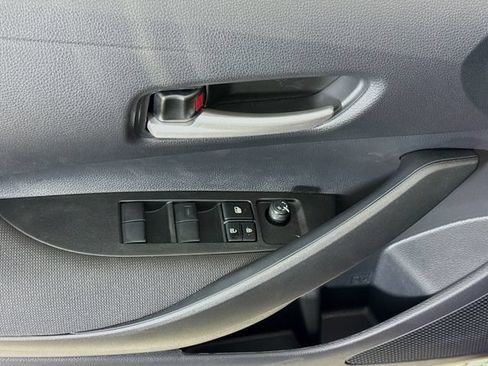 New 2026 Toyota Corolla SE FWD image 17