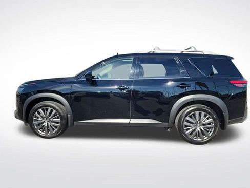 Used 2025 Nissan Pathfinder SL w/ SL Premium Package AWD/4WD image 2