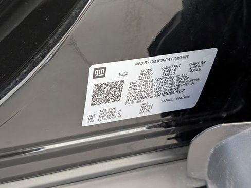 Certified 2023 Buick Encore GX Preferred w/ Cold Weather Comfort Package FWD image 17