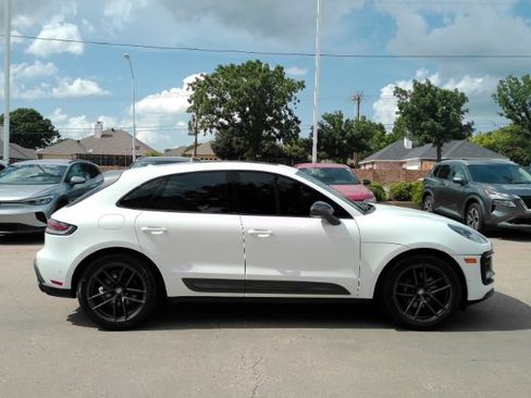 Used 2023 Porsche Macan Turbo AWD/4WD image 5