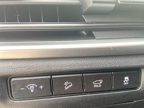 Used 2025 Kia Telluride S FWD image 42