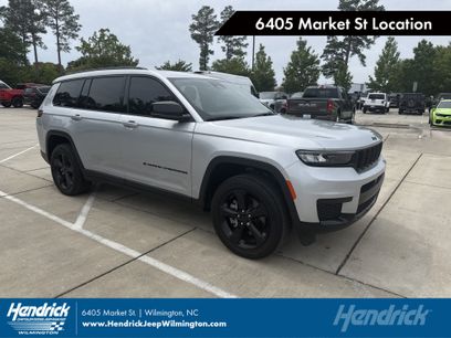 Used 2024 Jeep Grand Cherokee L Laredo