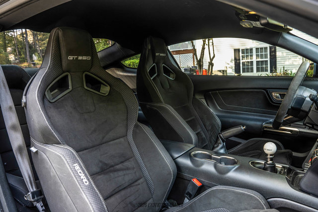 Used 2018 Ford Mustang Shelby GT350 w/ Electronics Package RWD image 59