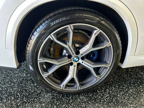 Used 2021 BMW X5 xDrive40i AWD/4WD image 7