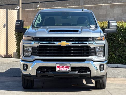 Certified 2025 Chevrolet Silverado 2500 LT w/ Convenience Package AWD/4WD image 9