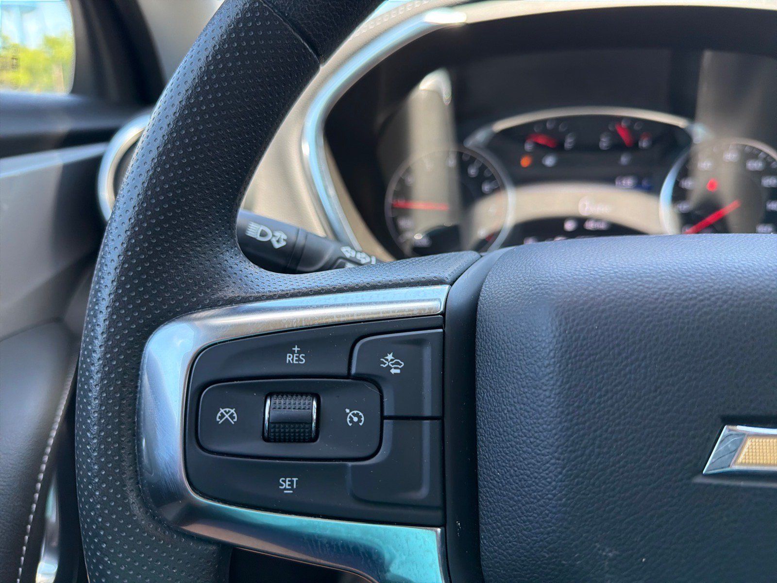 Used 2024 Chevrolet Blazer LT w/ Convenience Package FWD image 16