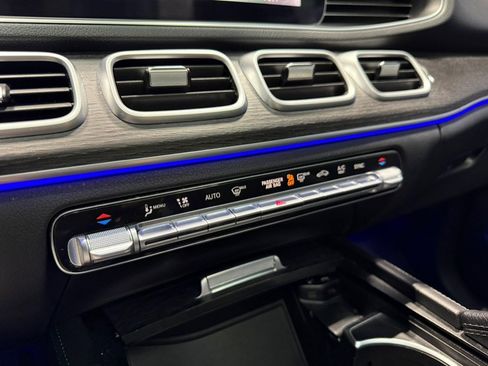 Used 2022 Mercedes-Benz GLE 350 GLE 350 4MATIC SUV w/ Premium Package image 22