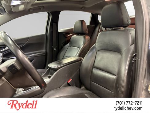 Used 2018 Chevrolet Malibu LT w/ Leather Package image 5