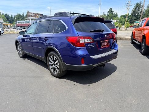 Used 2015 Subaru Outback 3.6R Limited AWD/4WD image 3