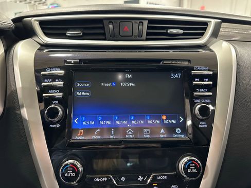Used 2018 Nissan Murano Platinum FWD image 26
