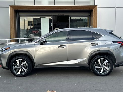 Used 2018 Lexus NX 300h AWD image 5