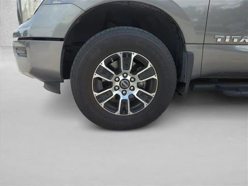 Used 2024 Nissan Titan SV image 25